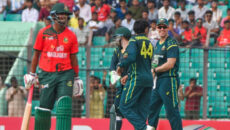 অস্ট্রেলিয়াকে জয়ের জন্য ১৩২ রানের লক্ষ্য দিল বাংলাদেশ
