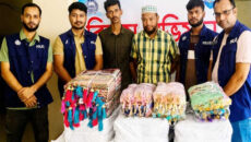 চট্টগ্রামে ভারতীয় পণ্য জব্দ, গ্রেফতার ২
