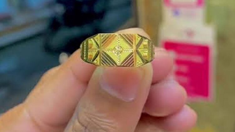 জামাইকে স্বর্ণের আংটি উপহার দেওয়া কি জায়েজ