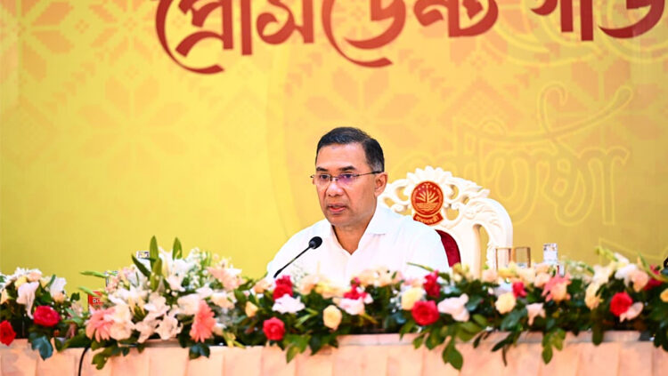 নিরাপত্তা কৌশলে সরকারপ্রধানকে জনগণ থেকে দূরে না রাখতে পিজিআরের প্রতি আহ্বান প্রধানমন্ত্রীর