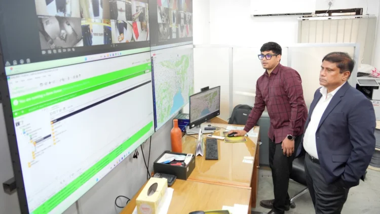 নির্ভুল পূর্বাভাসে নিরাপদ বাংলাদেশ গড়ার আহ্বান প্রতিরক্ষা উপদেষ্টার