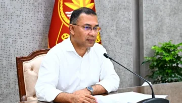 চা শিল্পের উন্নয়নে সহযোগিতার আশ্বাস প্রধানমন্ত্রীর
