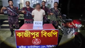কুষ্টিয়ায় ভারতীয় মাদক ও চোরাচালানি পণ্য জব্দ, আটক ১